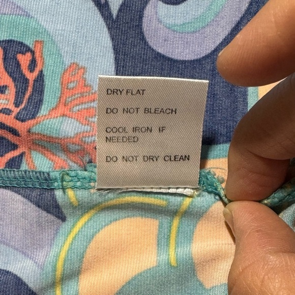 🌻 Tracy Negoshian Dress Swim Cover Women’s size Small Mermaid Scales Coral Swirl - Picture 9 of 9